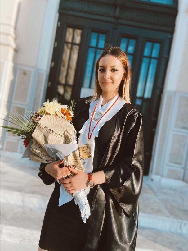 "Voi două, îngerașilor, sunteți cele care azi ați demonstrat că prietenia adevărată există!” În loc să sărbătorească rezultatele la BAC, Emma și Denisa vor fi înmormântate 775985