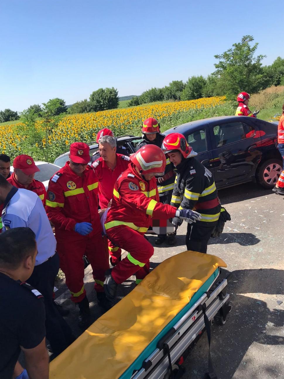 Patru morți și cinci răniți, într-un accident grav pe DN2, lângă Sinești. Trafic blocat pe sensul București - Urziceni 776244
