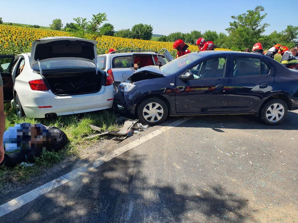 Patru morți și cinci răniți, într-un accident grav pe DN2, lângă Sinești. Trafic blocat pe sensul București - Urziceni 776248