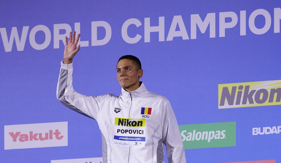 David Popovici, premiat de CS Dinamo | Ce sumă va primi campionul mondial la natație 