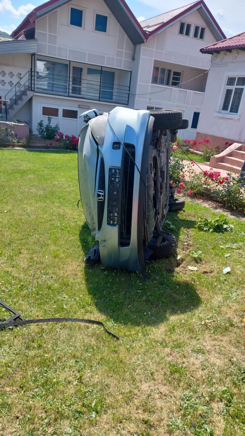 O persoană a murit și două sunt încarcerate după un grav accident în județul Argeș 776534