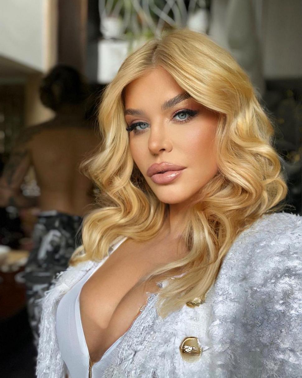 Loredana Groza a lansat un nou HIT al verii | Piesa "Dans, dans, dans" este exclusiv online 776677