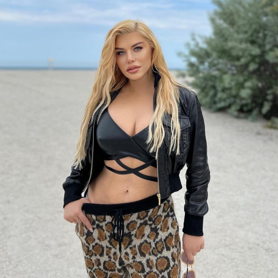 Loredana Groza a lansat un nou HIT al verii | Piesa "Dans, dans, dans" este exclusiv online 776679