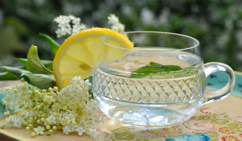 De ce grecii nu fac limonadă când e plin de lămâi? Soluțiile găsite de românii care vor răcoritoare 776988