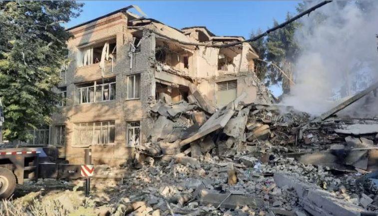 Rusia a distrus o școală din Harkov într-un atac cu rachete 777107