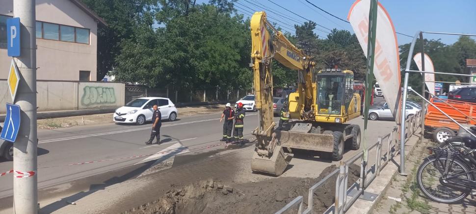 Pericol major în Vaslui! Scurgeri de gaze, după ce ”Dorel” a avariat o conductă în timpul unor lucrări 777290