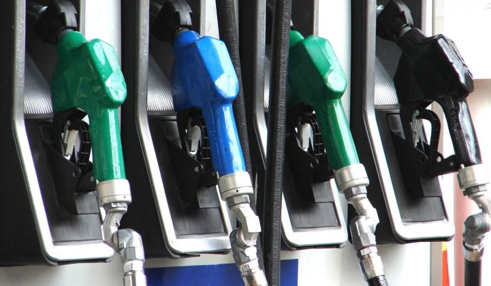 Prețul benzinei și al motorinei în România, astăzi, 6 iulie 2022. Cât costă un litru de carburant