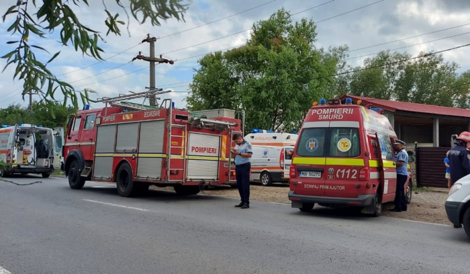 Accident în apropiere de București. Un microbuz a căzut în șanț | 7 persoane au fost rănite