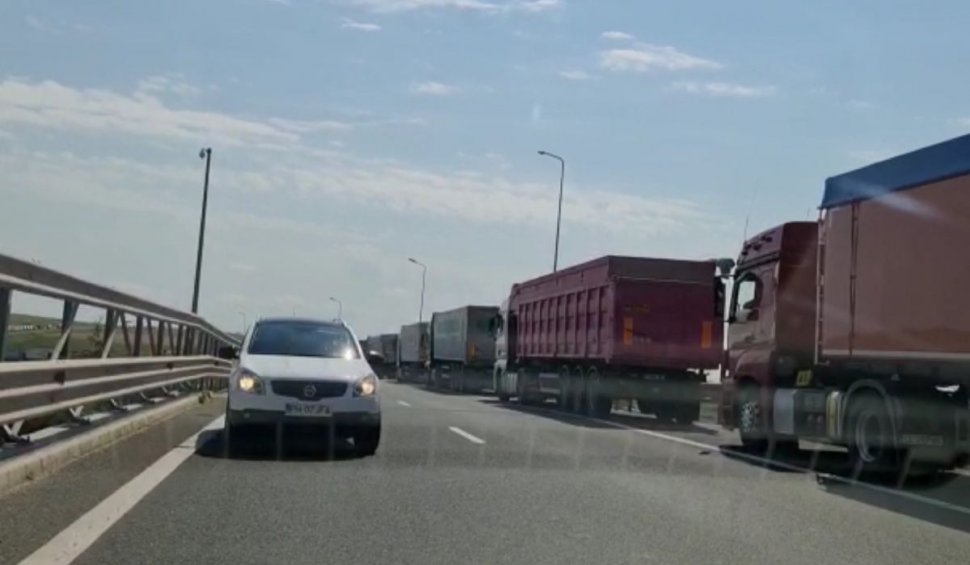 Şofer din Prahova, filmat când conduce pe contrasens, pe autostrada A4, în Constanţa