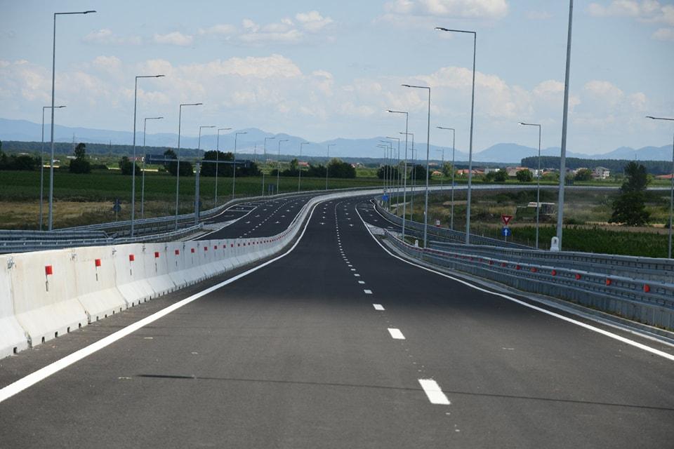 Centura Satu Mare a fost deschisă integral circulației, cu un an și jumătate întârziere. Sorin Grindeanu: "Va avea un important impact economic pentru întreaga zonă" 777890