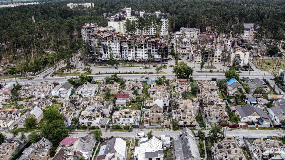 Ce au găsit ucrainenii când s-au întors în Gostomel, locul măcelului de la începutul invaziei ruse 778013