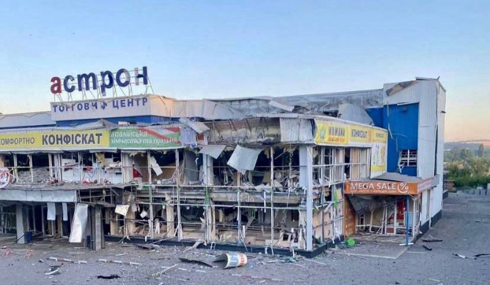 Rusia a bombardat în Donețk un spital, un centru comercial, un Palat al Culturii și un loc de joacă