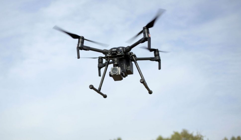 Cum reușesc ucrainenii să distrugă inamicul pe o rază de 60 de metri cu o dronă comercială