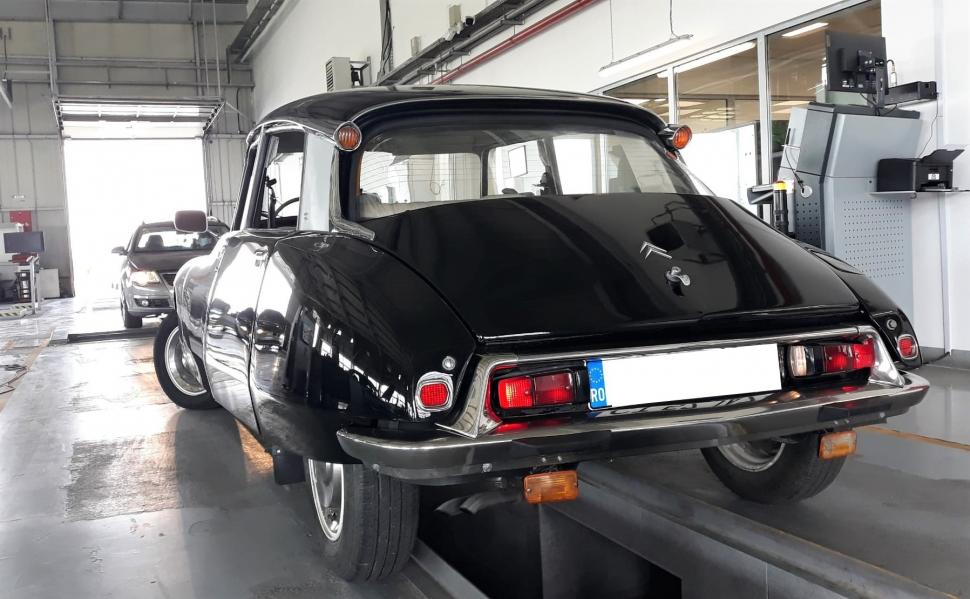 Cea mai frumoasă maşină din toate timpurile, la RAR: "Zeiţa frumuseţii" 778722