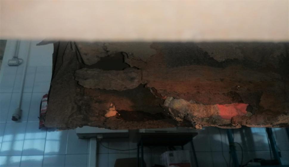 Inginerii RAR Vaslui, îngroziţi după ce au verificat o maşină de servicii funerare 778868