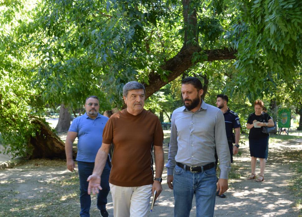 Prefectul Capitalei: "Parcul Cişmigiu este lăsat în paragină. Voi propune sancţiunile care se impun" 779041