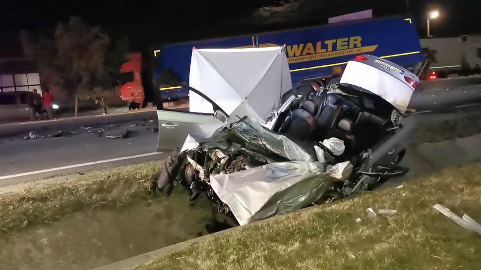 O tânără mămică a murit sub ochii copilului ei, într-un accident cumplit provocat de un şofer cu permisul anulat, în Nojorid 778911