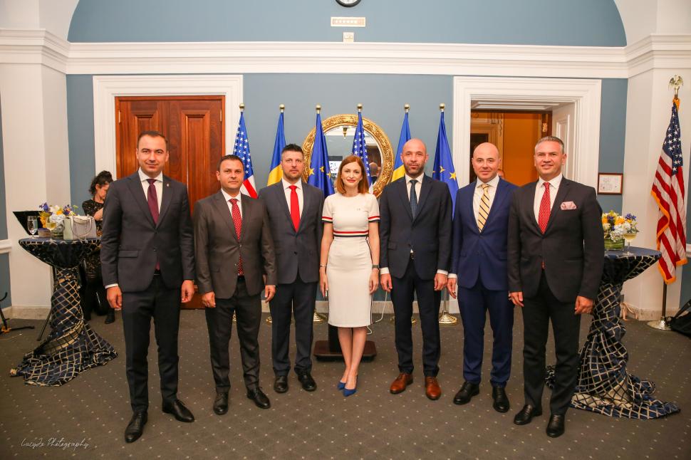 Rezoluție dedicată României în Congresul SUA: Legislativul american a marcat oficial aniversarea de 25 de ani a Parteneriatul Strategic dintre România și Statele Unite 779114