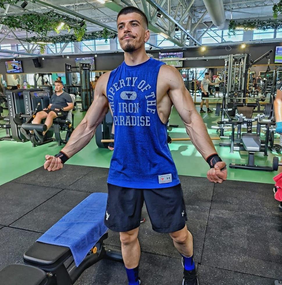 Tânărul care a murit în vacanţă în Grecia, condus pe ultimul drum | Ritual de nuntă la înmormântarea lui Radu Dinu 779593