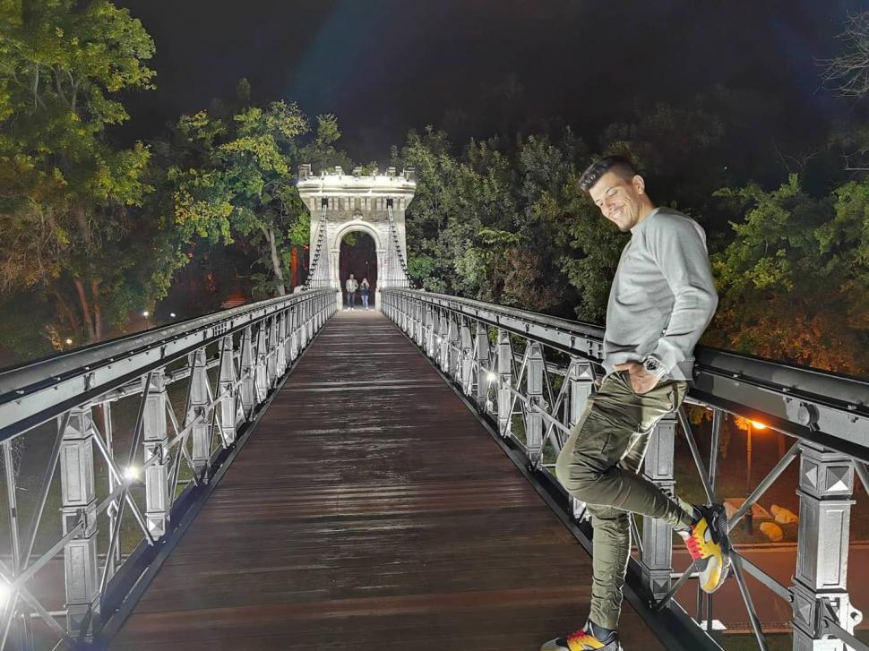 Tânărul care a murit în vacanţă în Grecia, condus pe ultimul drum | Ritual de nuntă la înmormântarea lui Radu Dinu 779594