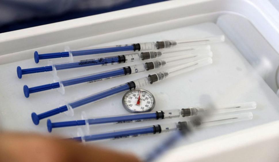 Face ravagii în creier, chiar și după vindecare. Prof. dr. Vlad Ciurea: ”Nu vreau să sperii pe nimeni, dar e real” 779836