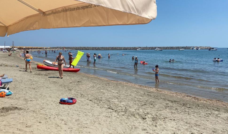 Pericol major pentru turiştii care merg la mare. Ce s-a descoperit în apa Mării Negre, în plin sezon estival 779688