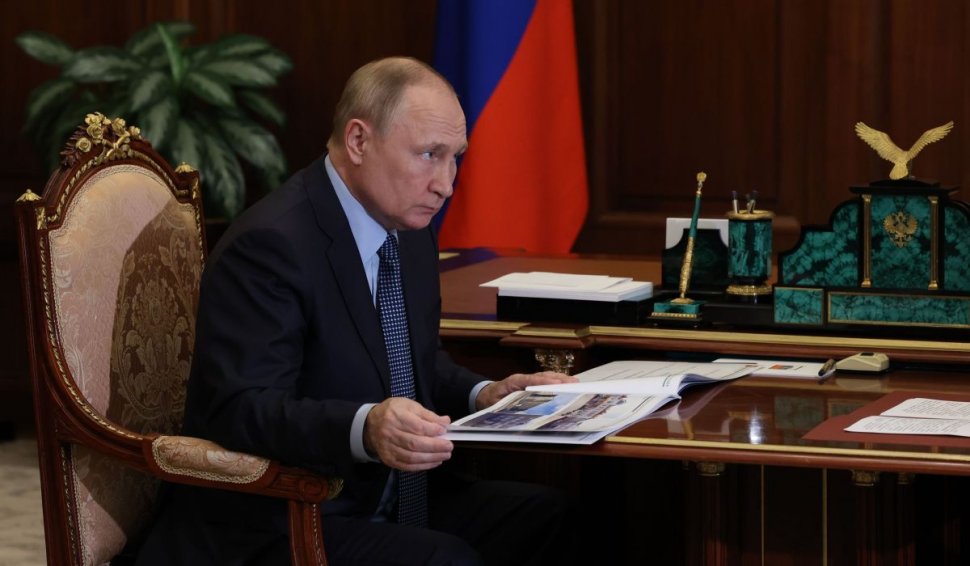 Vladimir Putin, prima întâlnire față în față cu un șef de stat NATO de la începutul războiului din Ucraina