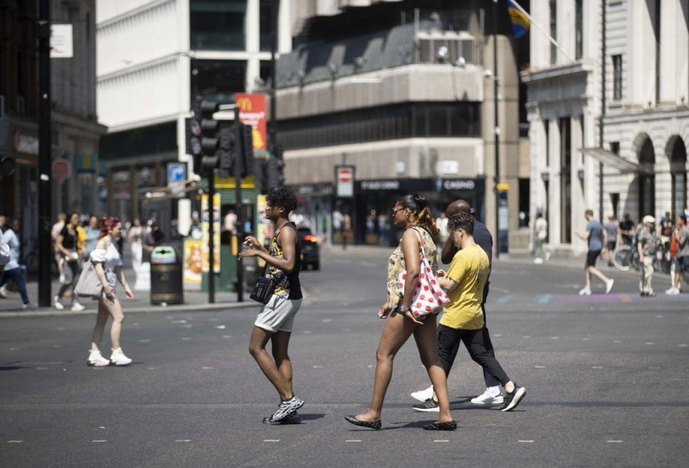 Primii morți după Apocalipsa Climatică, în Marea Britanie | Cea mai caldă noapte din istorie la Londra, iar coșmarul nu s-a terminat 779923