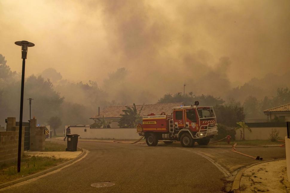 Primii morți după Apocalipsa Climatică, în Marea Britanie | Cea mai caldă noapte din istorie la Londra, iar coșmarul nu s-a terminat 779929
