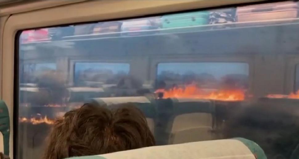 Un tren de călători a fost înconjurat de flăcări la Zamora, în Spania. Ce s-a întâmplat cu pasagerii 779961
