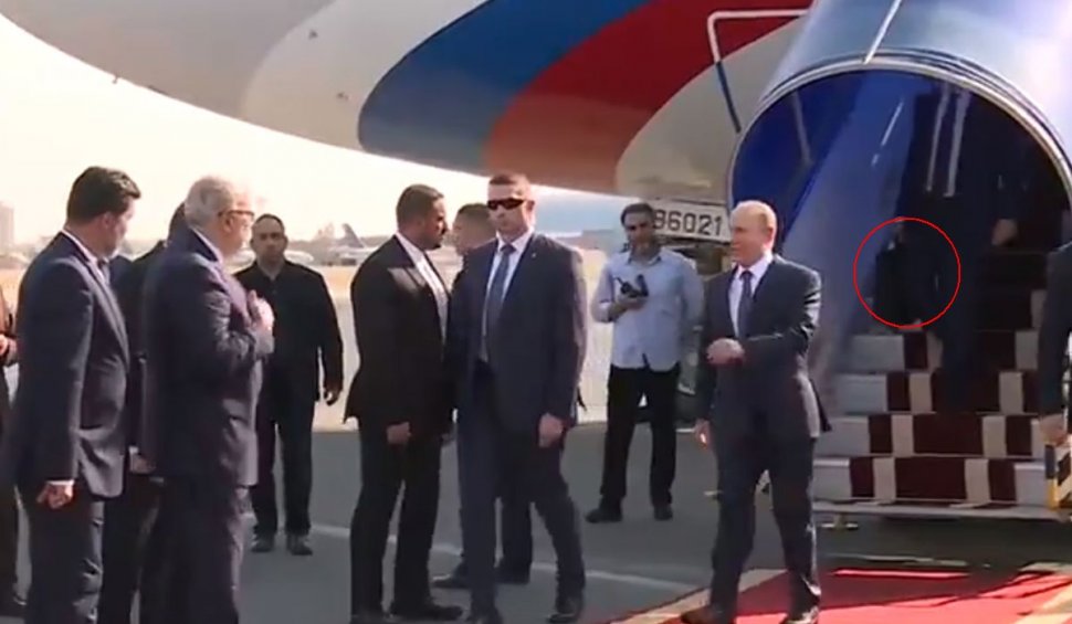 Detaliul inedit surprins pe camere cu ocazia vizitei lui Putin în Iran