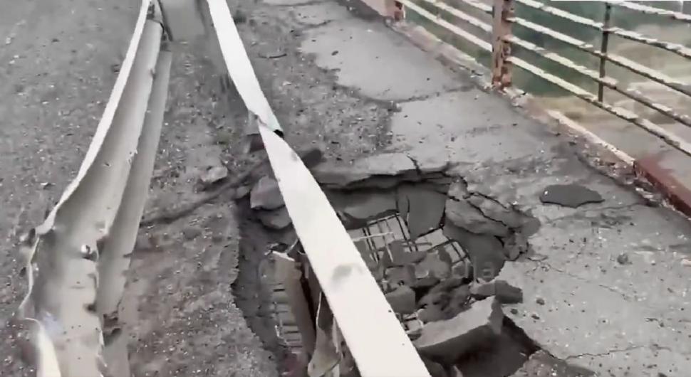 Rușii au ucis un copil de 13 ani într-un bombardament la Harkov. Replica Ucrainei: un pod strategic în Herson 780068