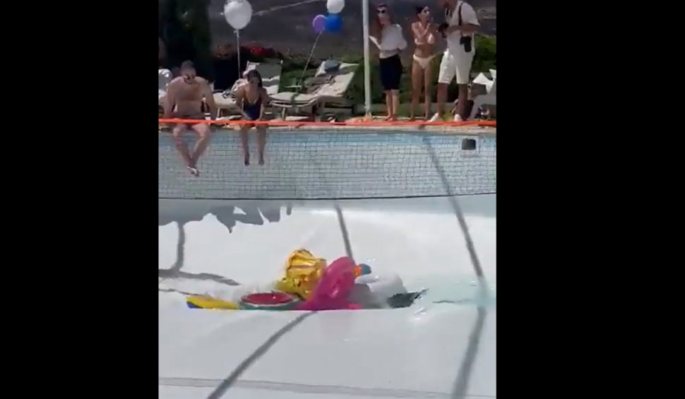 Un bărbat a murit după ce o groapă a apărut pe fundul unei piscine din Israel | Salvatorii au avut nevoie de 4 ore pentru a-i recupera cadavrul