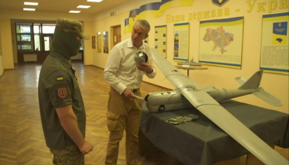 Cum arată pe dinăuntru o dronă militară rusească ORLAN. Surpriza ucrainenilor, după ce au demontat aparatul 780458