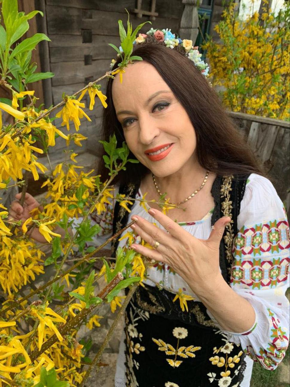 Maria Dragomiroiu, despre alimentul care o menţine tânără: "O dată pe săptămână. Nu sunt așa de la Dumnezeu, am grijă de mine" 780514