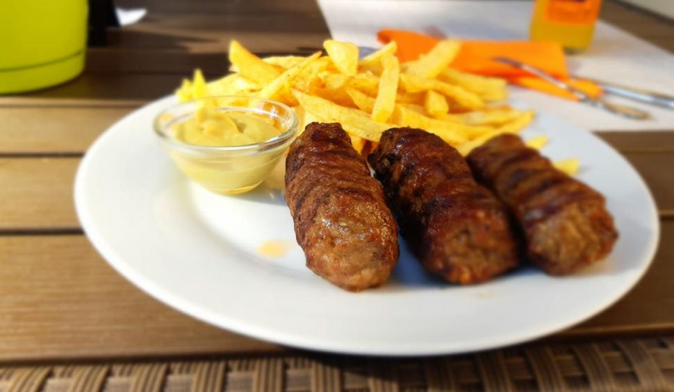 Supă cremă de mici, făcută din trei ingrediente. Cât costă și cum arată preparatul inedit 780786