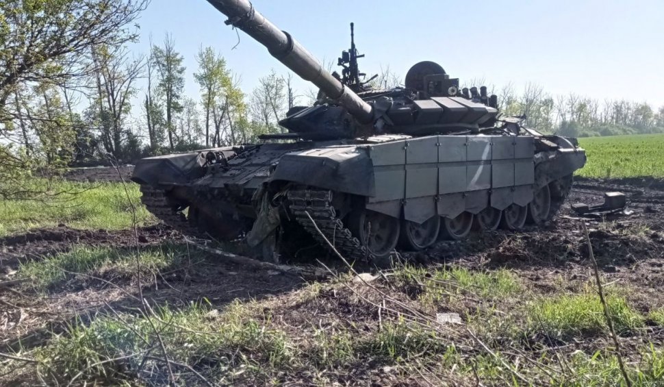 Cea mai reușită căzătură de pe tanc a unui soldat rus