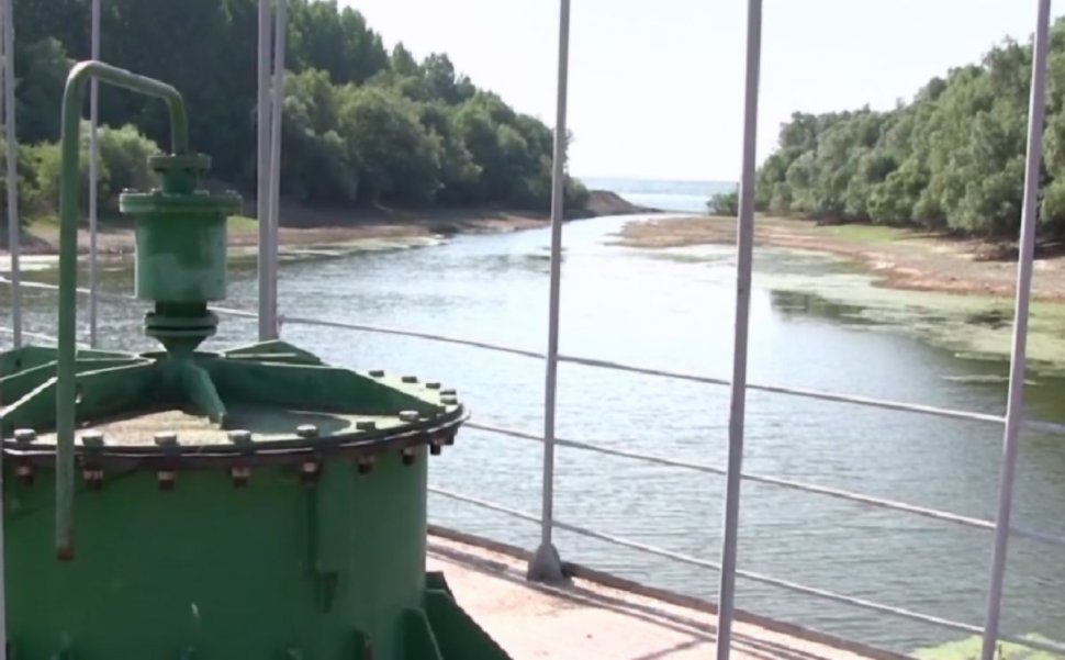 Dunărea a scăzut cu 7 centimetri în 24 de ore. Record în ultimii 70 de ani 