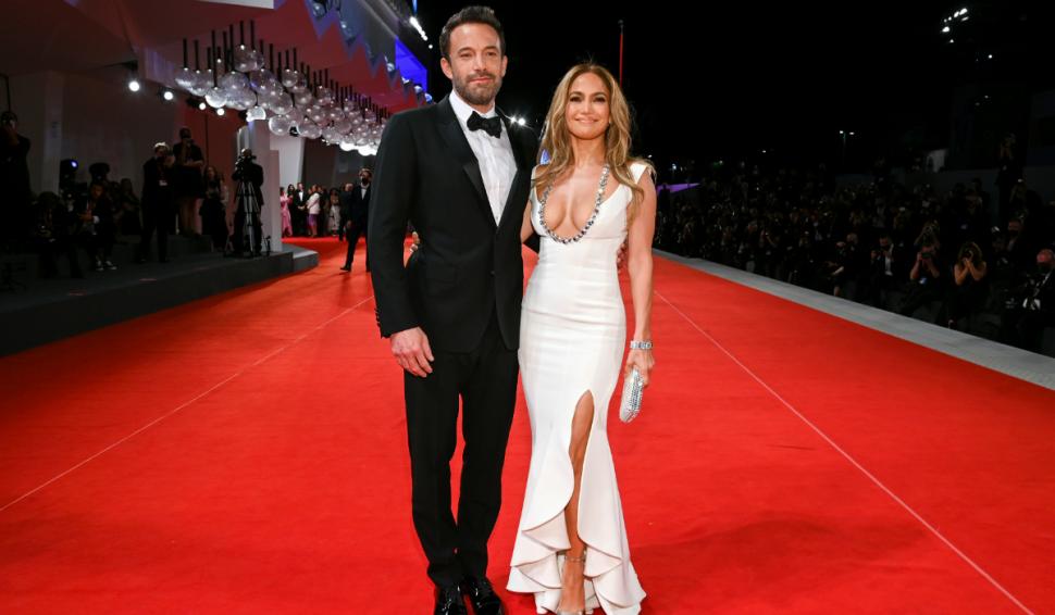 Jennifer Lopez a pozat nud la 53 de ani  781119