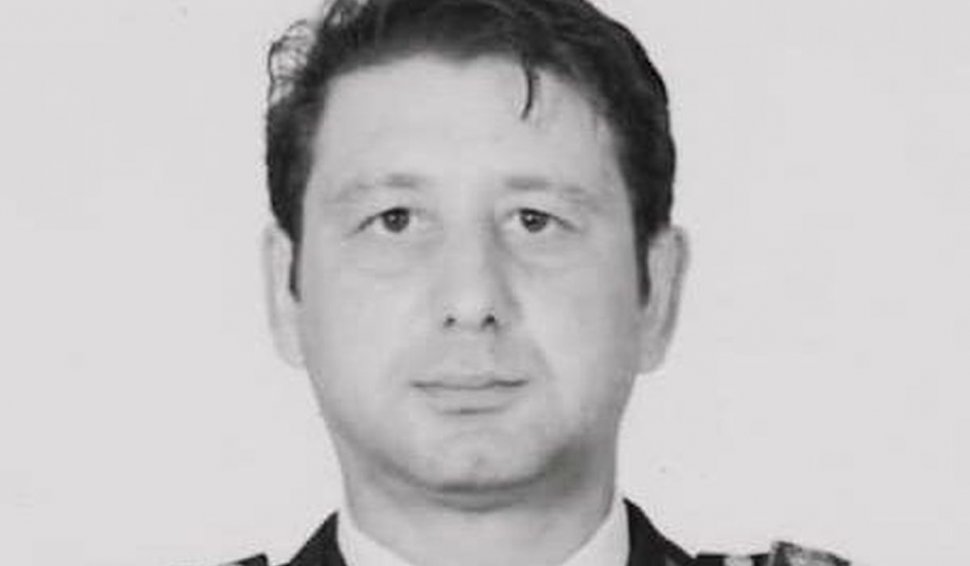 El este pompierul de 44 de ani, găsit mort în subsolul blocului în care locuia, în Mureş