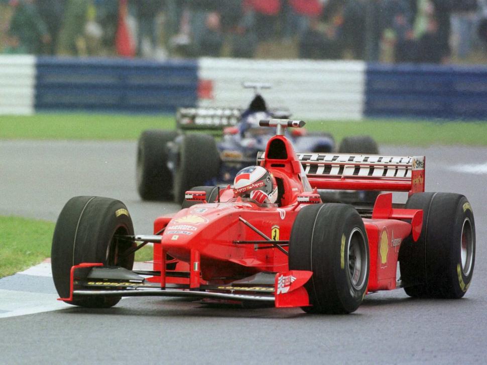 Ferrari-ul lui Michael Schumacher, scos la vânzare. Cum arată singura maşină care a câştigat toate cursele de Formula 1 la care a participat 781527