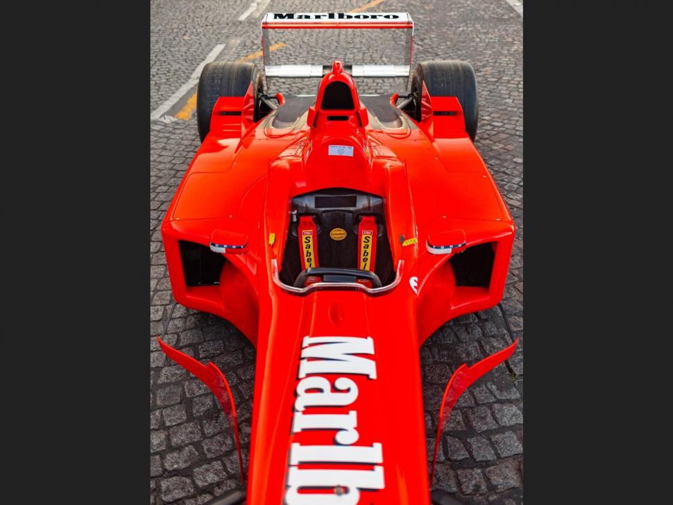 Ferrari-ul lui Michael Schumacher, scos la vânzare. Cum arată singura maşină care a câştigat toate cursele de Formula 1 la care a participat 781547