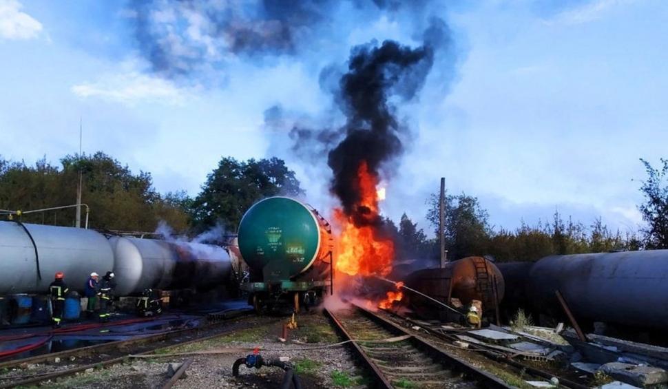 Incendiu uriaș în Donețk. Ce dezvăluie imaginile despre țința lovită de armata ucraineană 781350