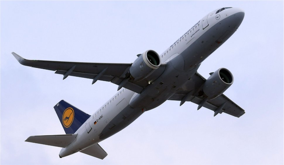 Cel mai mare transportator aerian din Europa anulează aproape toate zborurile programate miercuri