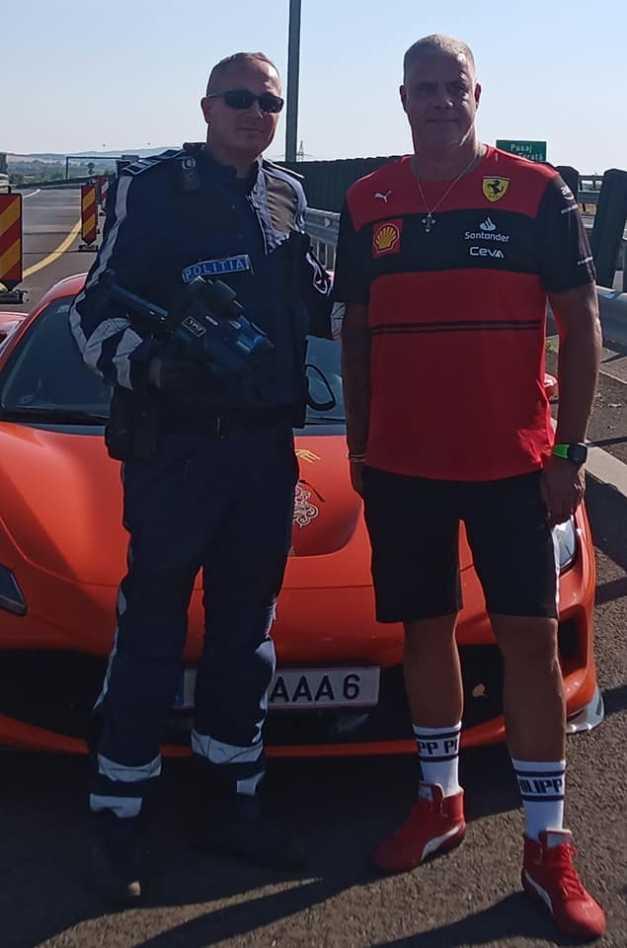 Cine este şoferul cu Ferarri, prins cu 230 km la oră pe autostrada A1 782044