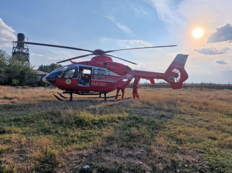 Accident grav în Teleorman! Cinci persoane au fost rănite, după ce un şofer s-a răsturnat cu maşina 782334