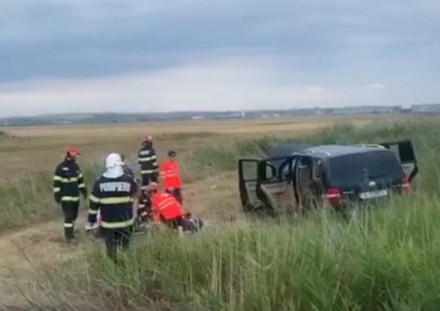 Un mort și șase răniți, dintre care trei copii, în urma unui accident produs pe DN 28, în Iași 782636