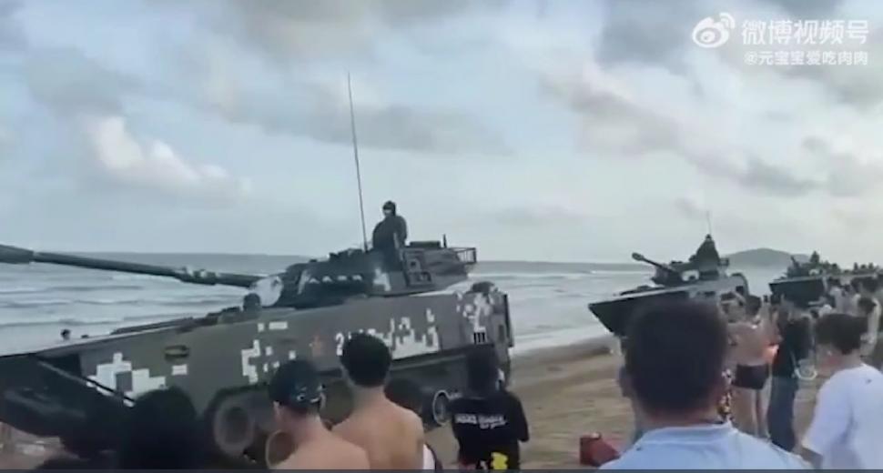 China a scos armata la înaintare, înainte de sosirea lui Nancy Pelosi în Taiwan | Vizita șefei Camerei Reprezentanților, confirmată de oficiali de la Washington și Taipei 782766