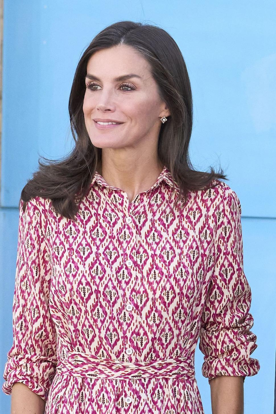 Regina Letizia a Spaniei la un eveniment public într-o rochie de 40 de euro a fiicei sale 782776