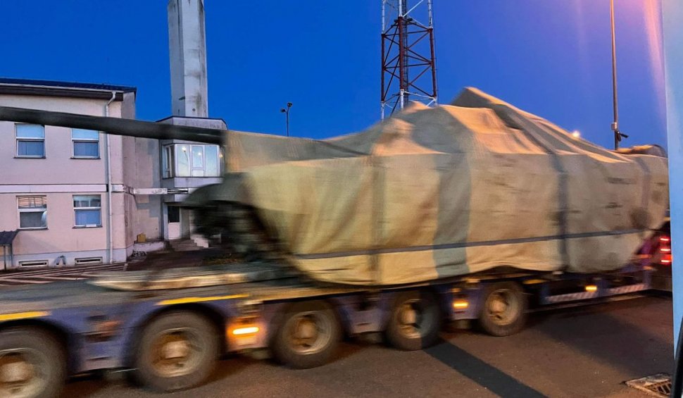 Transport de tancuri pentru Ucraina blocat pe DN 1H, în Sălaj | Traficul a fost oprit